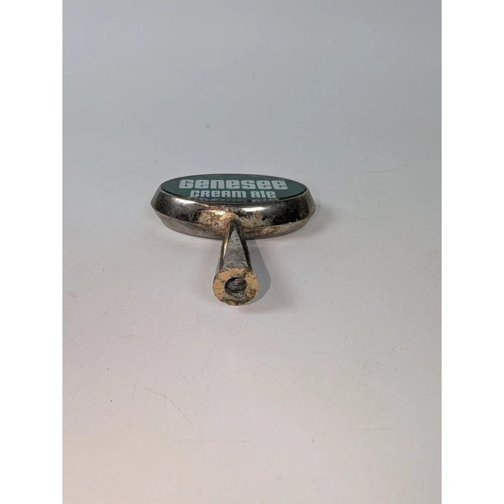 Vintage Genesee Cream Ale Metal Beer Tap Handle Knob Green 3.5”